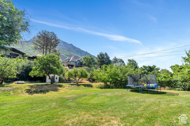 Photo 39 for MLS #2093165 at 2040 N Oakcrest Ter