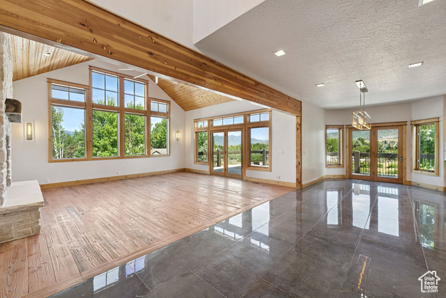 Photo 17 for MLS #2093178 at 4555 Palomino Dr