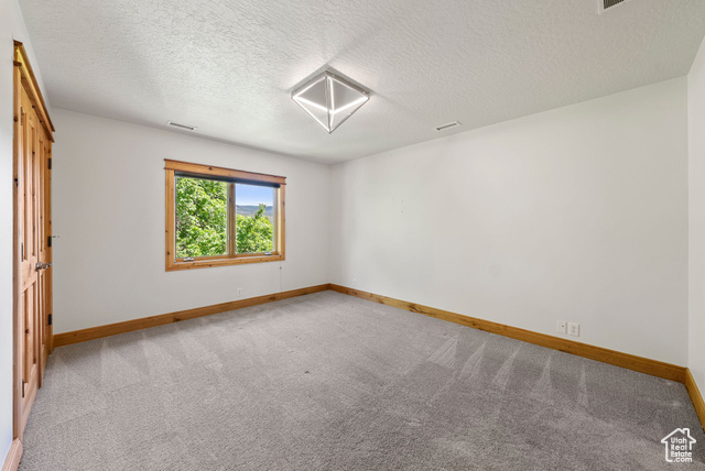 Photo 46 for MLS #2093178 at 4555 Palomino Dr
