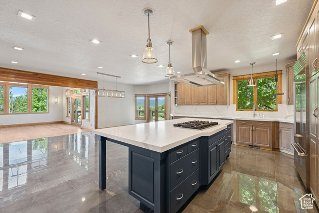 Photo 15 for MLS #2093178 at 4555 Palomino Dr