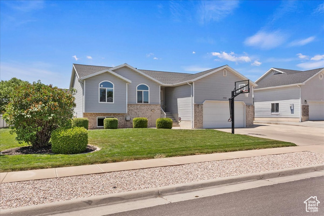 2002 S 1840 W, Syracuse UT 84075