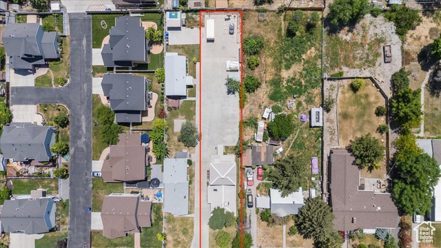 Photo 33 for MLS #2093217 at 558 E Garden Ave