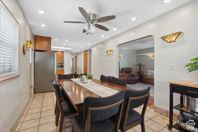 Photo 7 for MLS #2093217 at 558 E Garden Ave