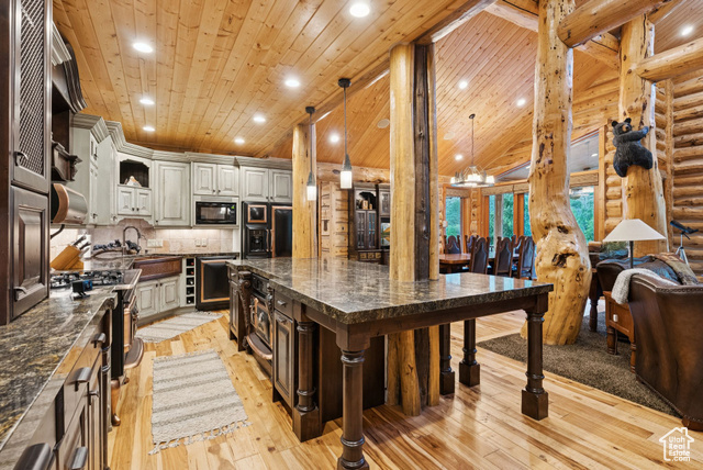 Photo 25 for MLS #2093221 at 2485 E Weber Wild Rd