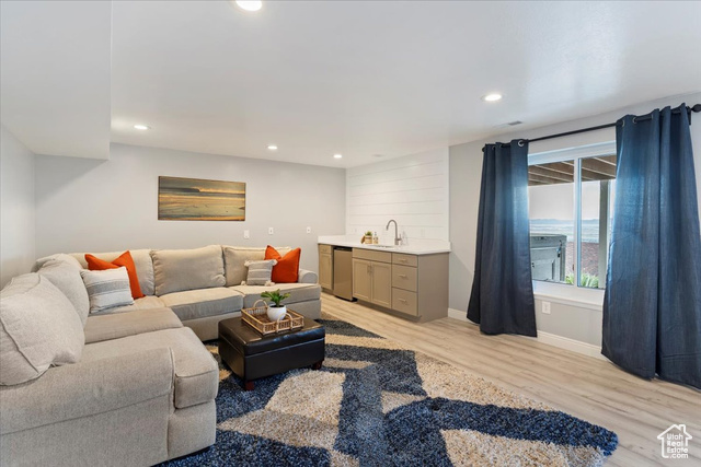 Photo 26 for MLS #2093293 at 53 N Foxhill Rd