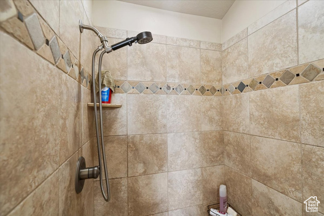 Photo 40 for MLS #2093303 at 4257 W Lake Bridge Dr