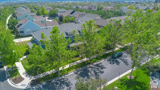 Photo 3 for MLS #2093303 at 4257 W Lake Bridge Dr