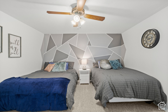Photo 35 for MLS #2093358 at 958 N Main St