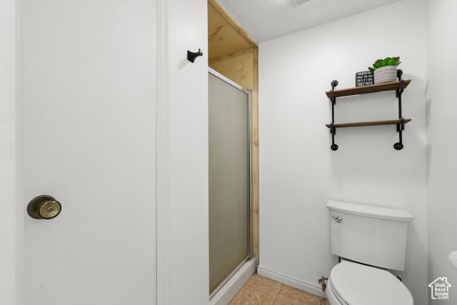 Photo 37 for MLS #2093358 at 958 N Main St