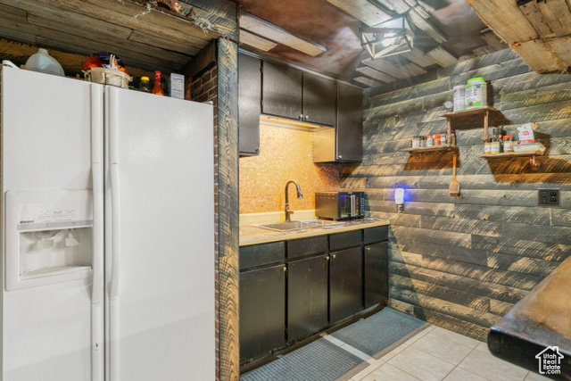 Photo 33 for MLS #2093358 at 958 N Main St
