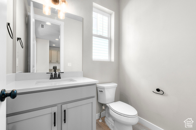 Photo 12 for MLS #2093425 at 7046 W Swansea Dr