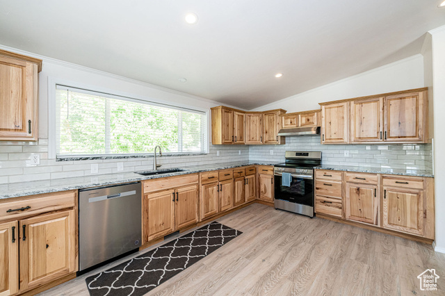 Photo 14 for MLS #2093426 at 432 E 2700 North