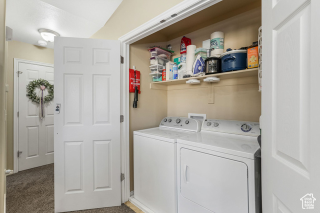 Photo 16 for MLS #2093431 at 1147 N Abbotsford Dr