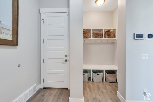 Photo 25 for MLS #2093448 at 586 S Appenzell Ln #16