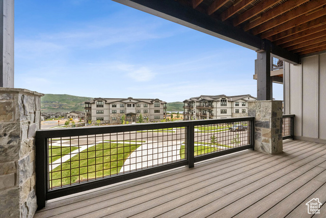 Photo 17 for MLS #2093452 at 1121 W Vos Cir #102