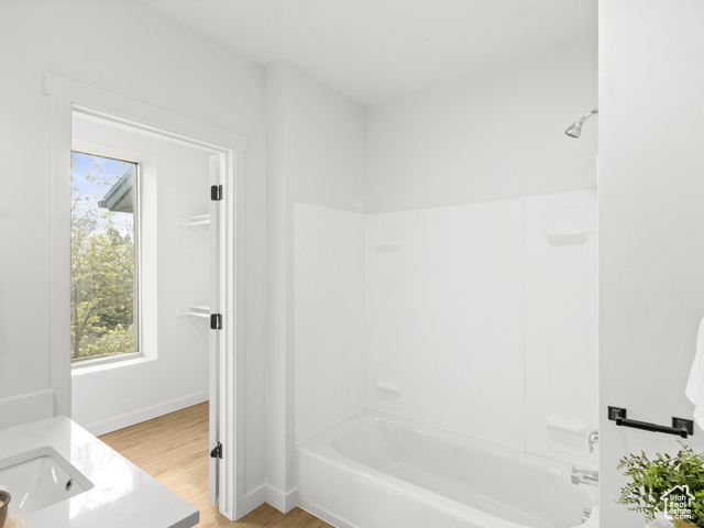 Photo 17 for MLS #2093496 at 404 E 5600 South