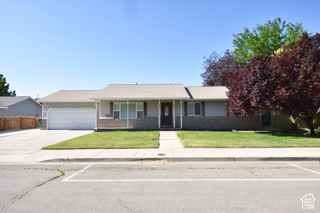 686 E 400 N, Lehi UT 84043