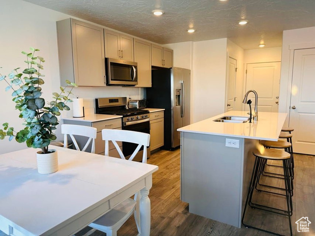 Photo 9 for MLS #2093563 at 2944 W Ezra Dr