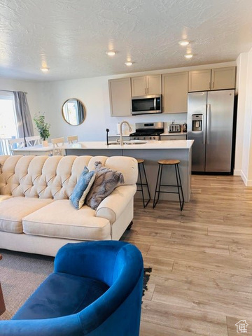 Photo 6 for MLS #2093563 at 2944 W Ezra Dr