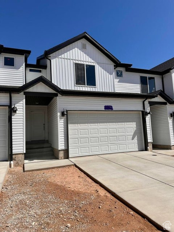 Photo 2 for MLS #2093563 at 2944 W Ezra Dr