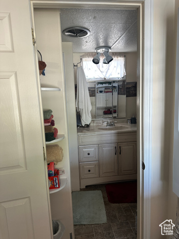 Photo 20 for MLS #2093581 at 1086 E Main St