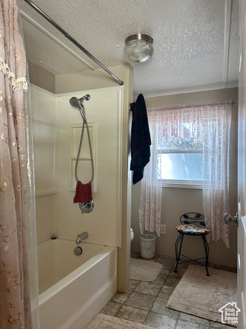 Photo 17 for MLS #2093581 at 1086 E Main St