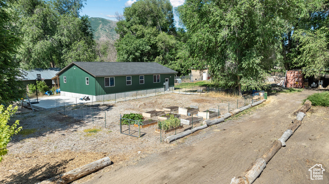 Photo 8 for MLS #2093586 at 1561 S Main St