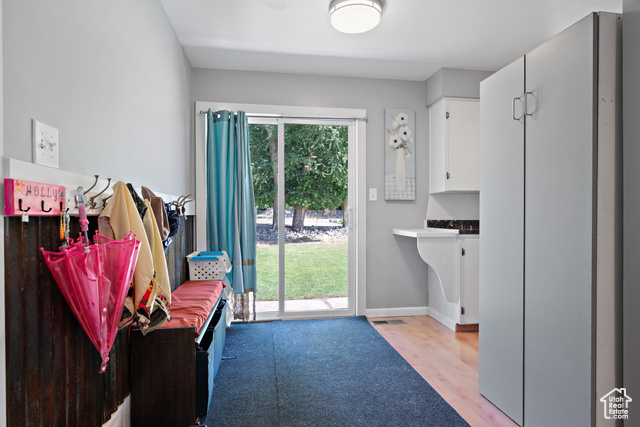 Photo 18 for MLS #2093586 at 1561 S Main St