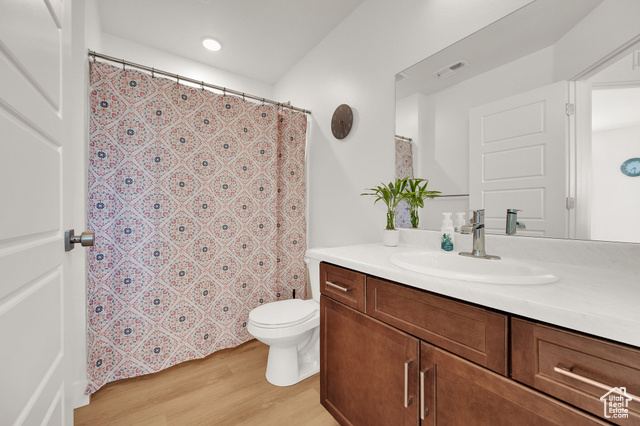 Photo 7 for MLS #2093606 at 672 E 730 North