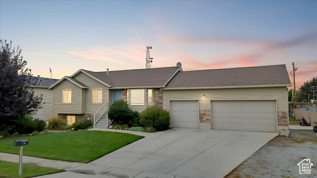 Photo 32 for MLS #2093642 at 496 S 3rd