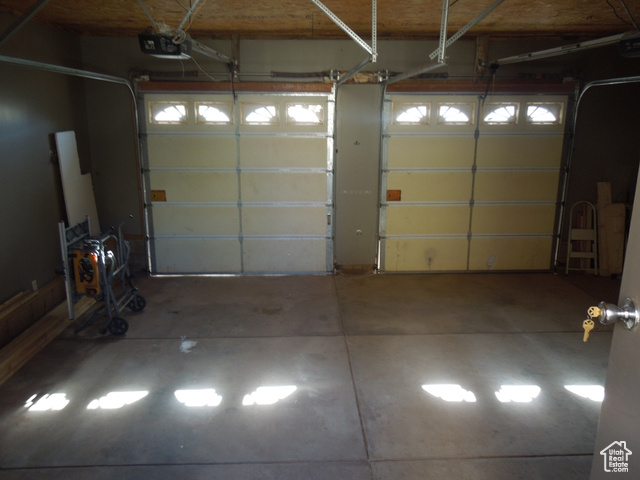 Photo 10 for MLS #2093650 at 426 N Amber Ln #426