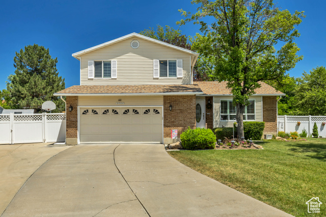 7305 S AUTUMN MEADOW CIR, West Jordan UT 84084