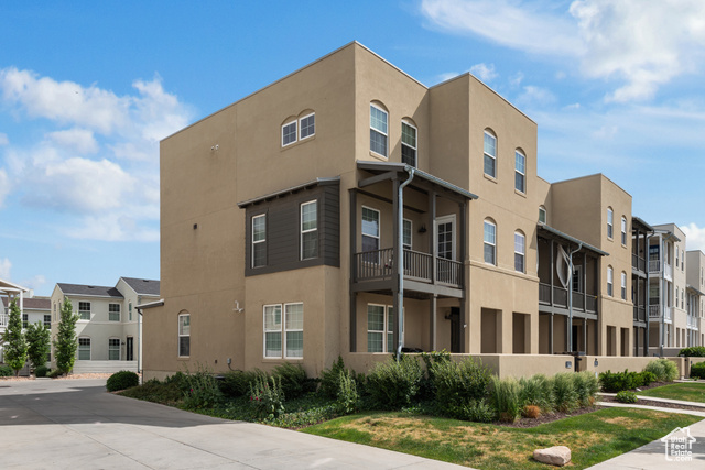 5359 W BOWSTRING WAY #358, South Jordan UT 84009