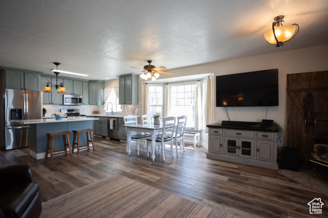 Photo 8 for MLS #2093663 at 1075 E 2600 North