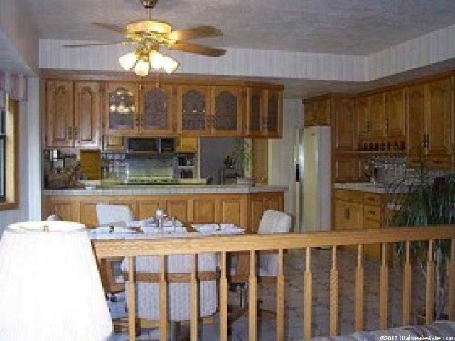 8535 Escalante Dr, Sandy, UT 84093 — photo 2