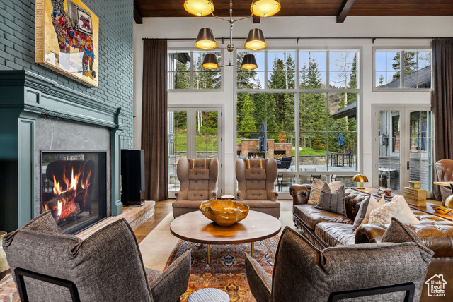 Photo 5 for MLS #2093721 at 2475 W White Pine Ln #11