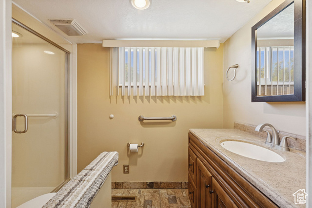 Photo 14 for MLS #2093738 at 1254 Marilyn Dr
