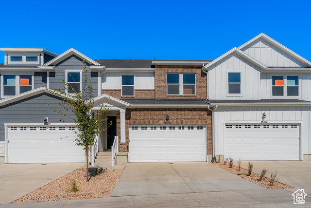 Photo 2 for MLS #2093741 at 1574 W Banner Dr #743