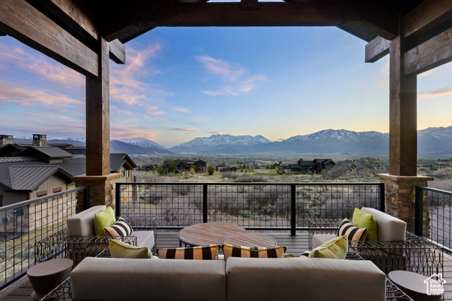 Photo 17 for MLS #2093746 at 1467 N Chimney Rock Rd