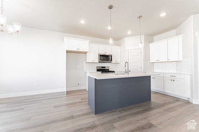 Photo 5 for MLS #2093753 at 1578 W Banner Dr #745
