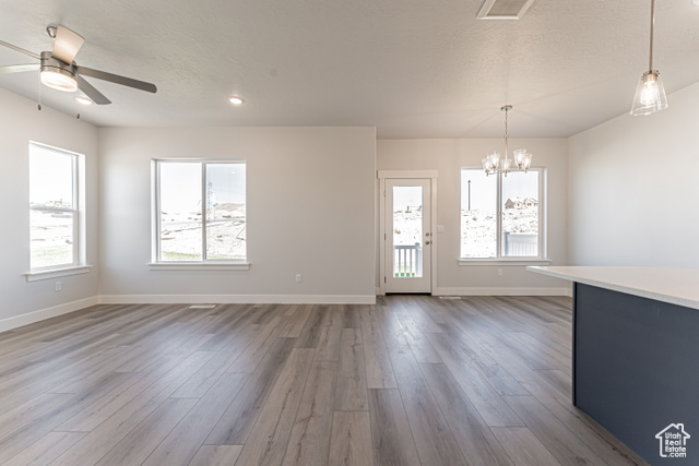 Photo 2 for MLS #2093753 at 1578 W Banner Dr #745