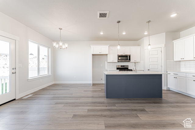 Photo 6 for MLS #2093753 at 1578 W Banner Dr #745