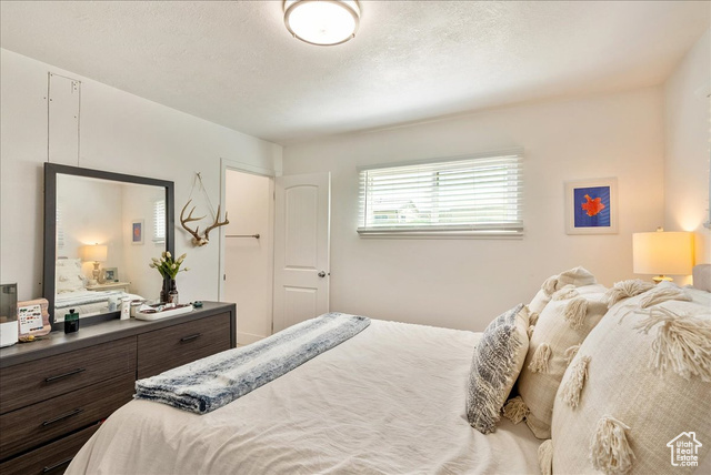 Photo 10 for MLS #2093768 at 5178 S Charlotte Ave