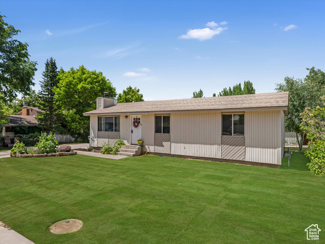 Photo 24 for MLS #2093774 at 155 Hawthorne