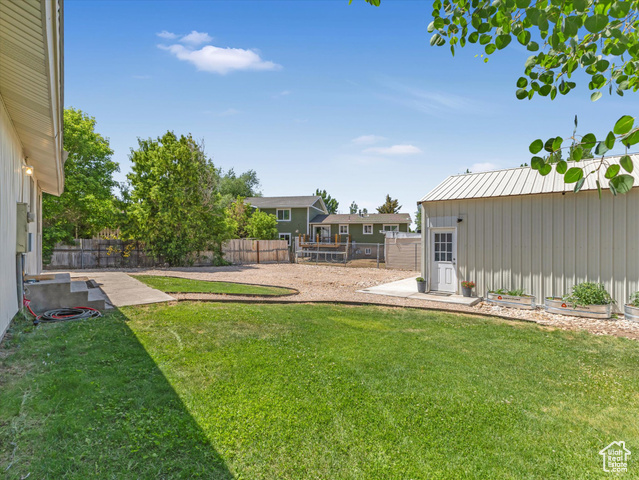 Photo 23 for MLS #2093774 at 155 Hawthorne