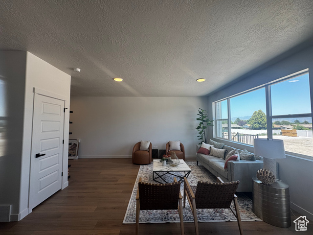 Photo 10 for MLS #2093848 at 4687 S Roger View Ln #8