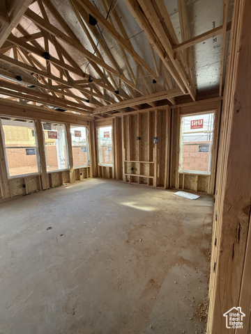 Photo 11 for MLS #2093850 at 5353 S Shorebreak Dr