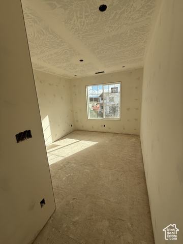 Photo 19 for MLS #2093882 at 967 E Malibu Dr