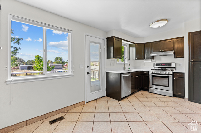 Photo 12 for MLS #2093897 at 2124 W 7125 South