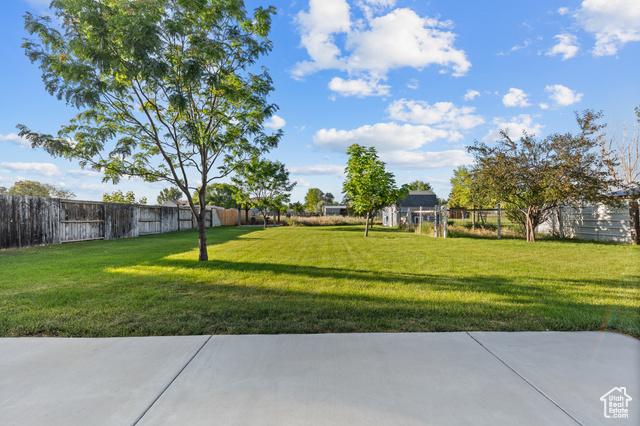 Photo 4 for MLS #2093897 at 2124 W 7125 South